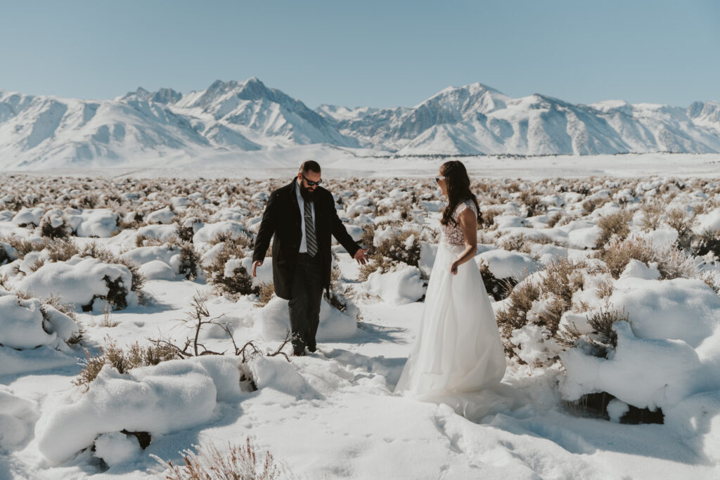 Mammoth lakes elopement first look photo in the snow